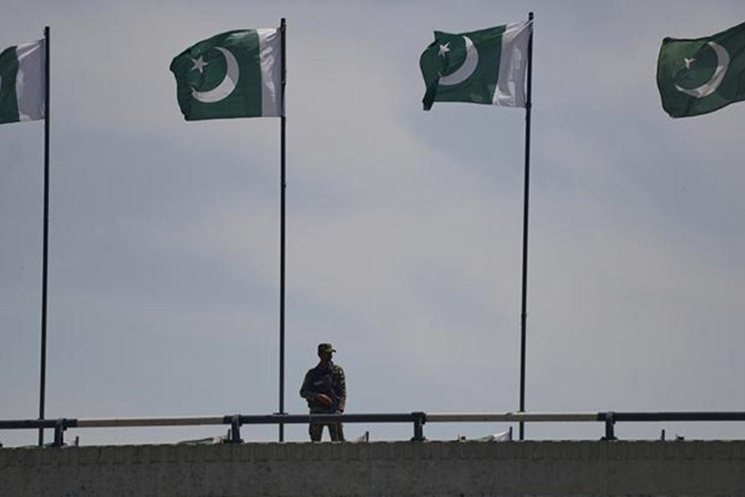 Pakistan'da İslamabad Görüşmeleri Güvenlik Tedbirleriyle YÜKSELİŞTE!