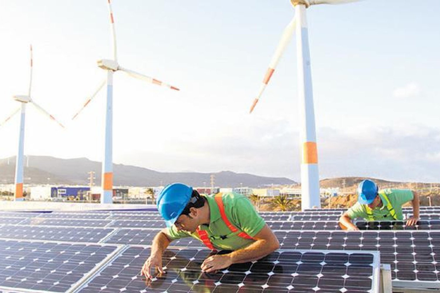 Yenilenebilir Enerji Payı Artıyor: Türkiye’nin Elektrik Gücü Mart'ta 125 Bin MW’ye Yükseldi