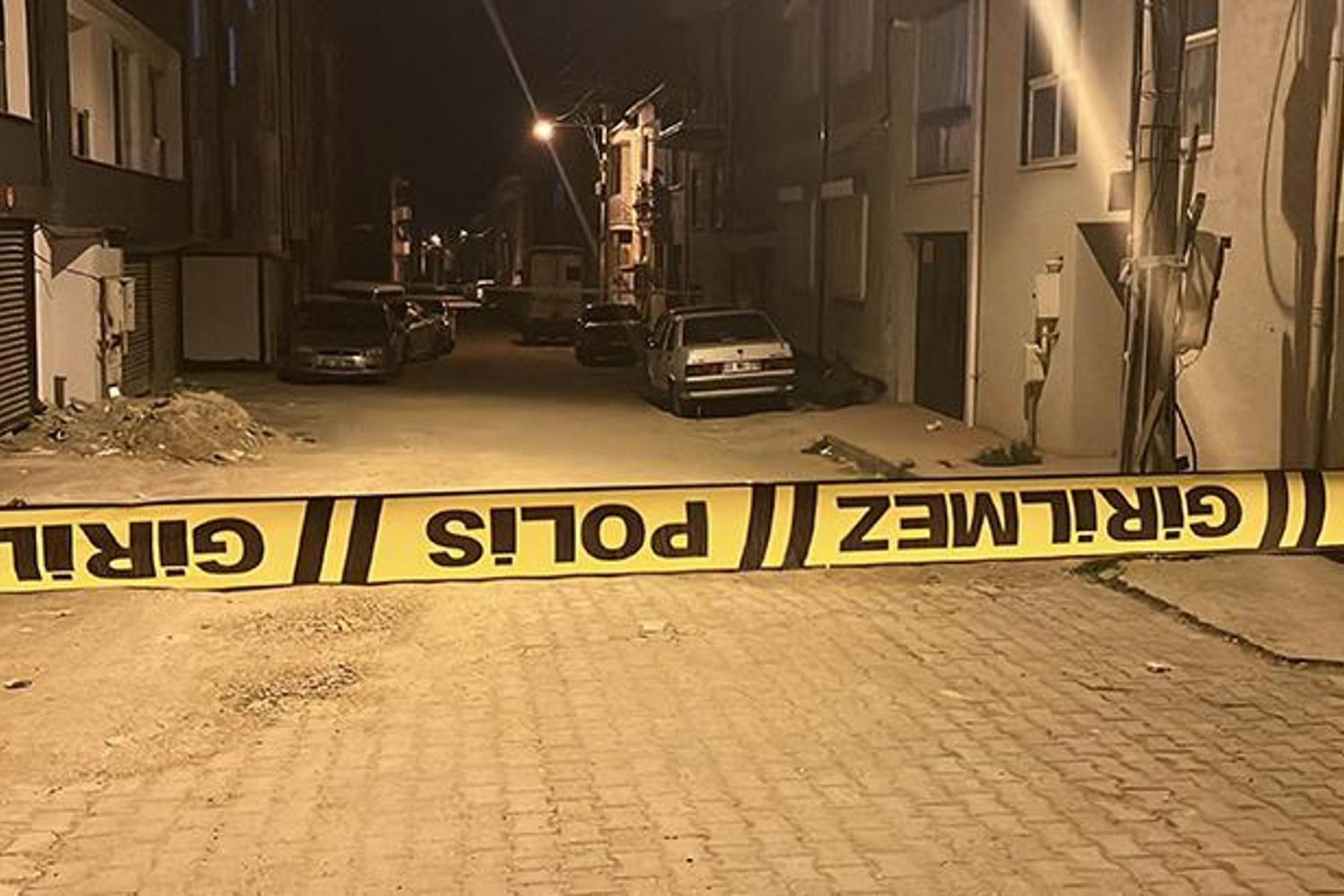 Eskişehirde Silahlı Çatışma: 1 Yaralı ve 3 Şüpheli Yakalandı