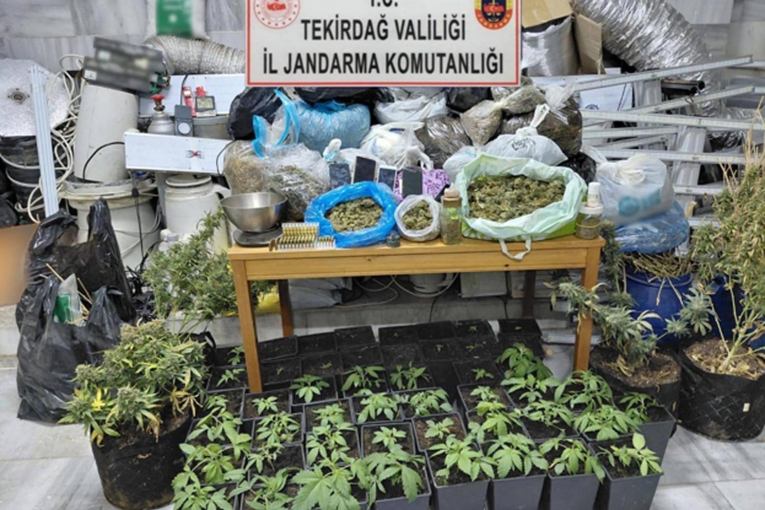 Kaçak Elektrik ve Uyuşturucu Operasyonu Tekirdağ'da Şok Detaylar