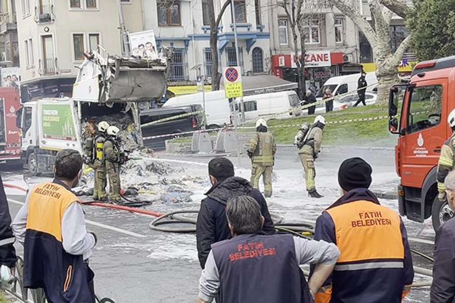 Ünlü Düet Yaptı: Yeni Albüm Heyecanı!