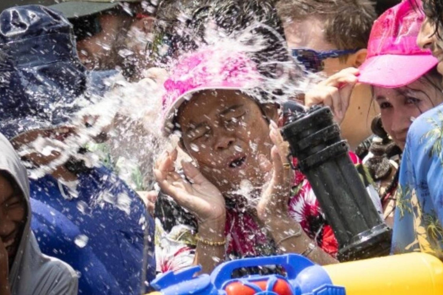 Tayland'da Songkran Festivali Trafik Kazaları Can Almaya Devam Ediyor
