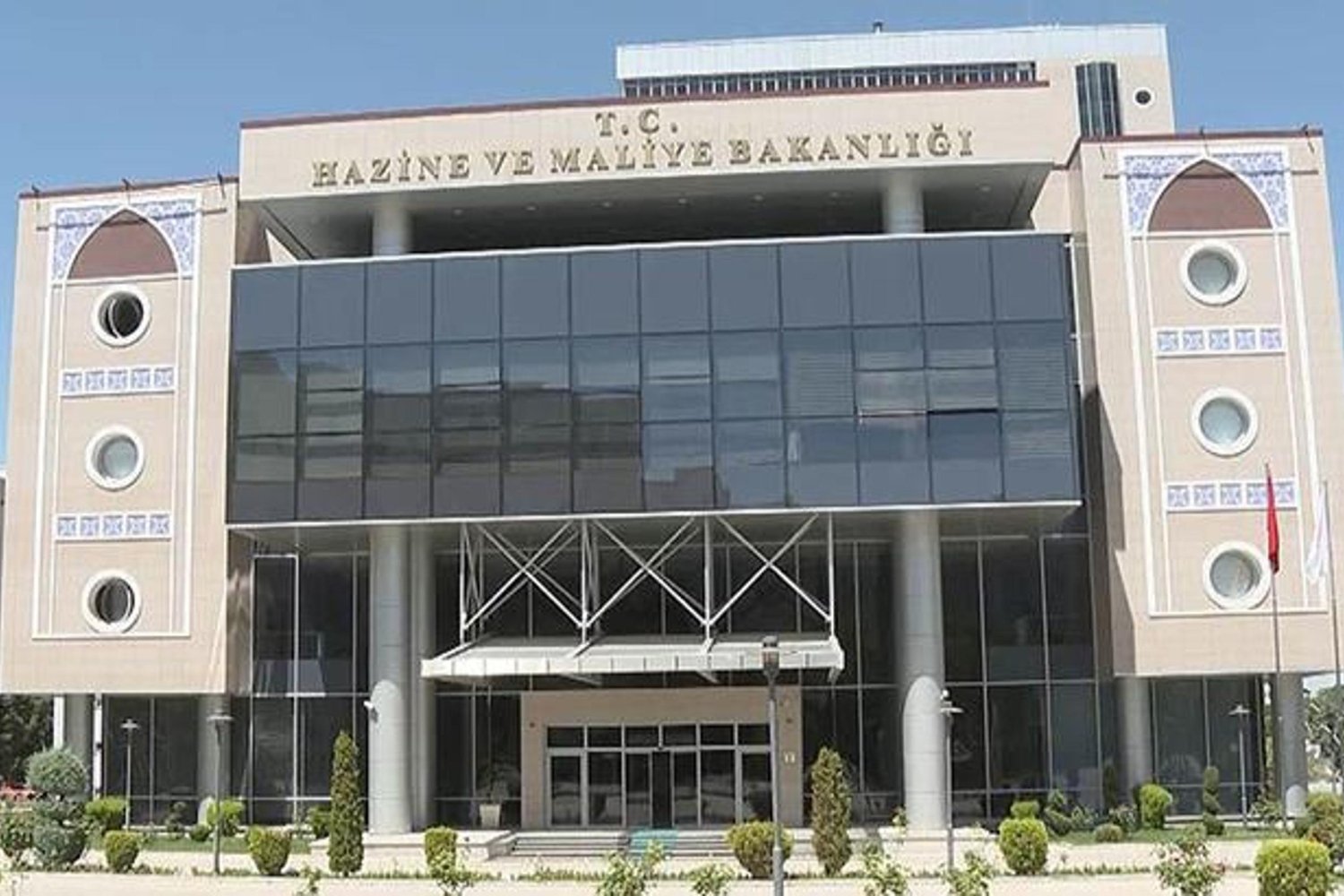 Hazine Yeni İhaleleriyle Borçlanmasını Yüzde 42,66 Bileşik Faizle Artırdı