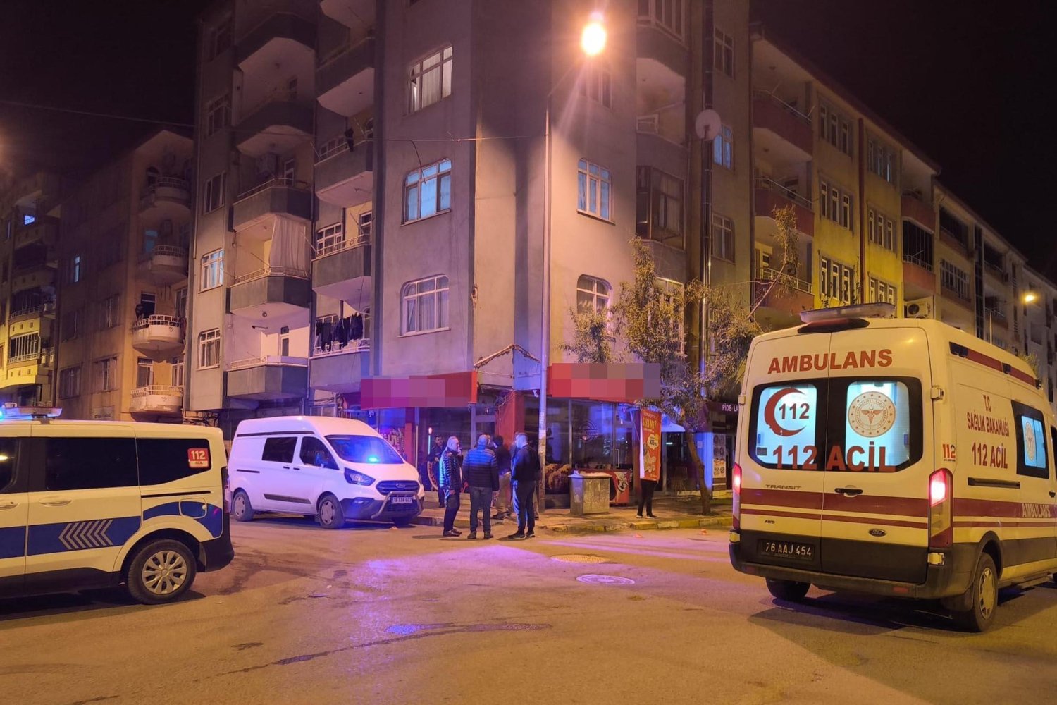 Bağlar Mahallesi'nde Silahlı Çifte Cinayet Şoku: Azerbaycan Uyruklu İki Kişi Hayatını Kaybetti