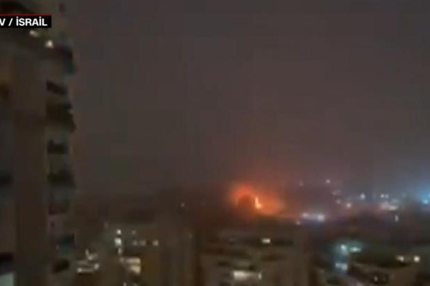 İsrail Petah Tikva'ya İran Füzesi Saldırısı: Sanayi Bölgesi Hasar Gördü