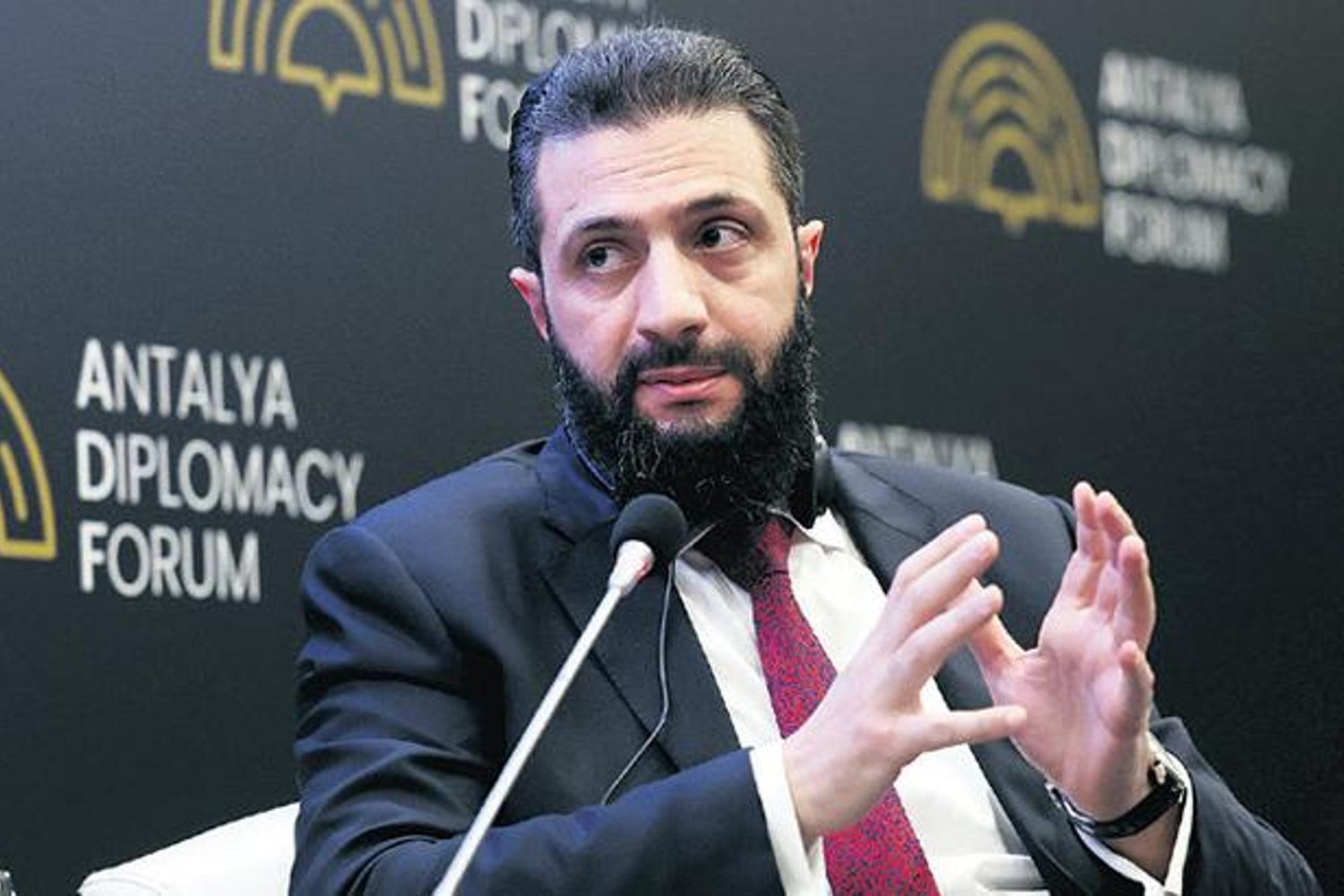 Orta Doğu ve Asya’da Dengeli Politika: Şara’dan Golan Tepeleri ve İran Açıklaması