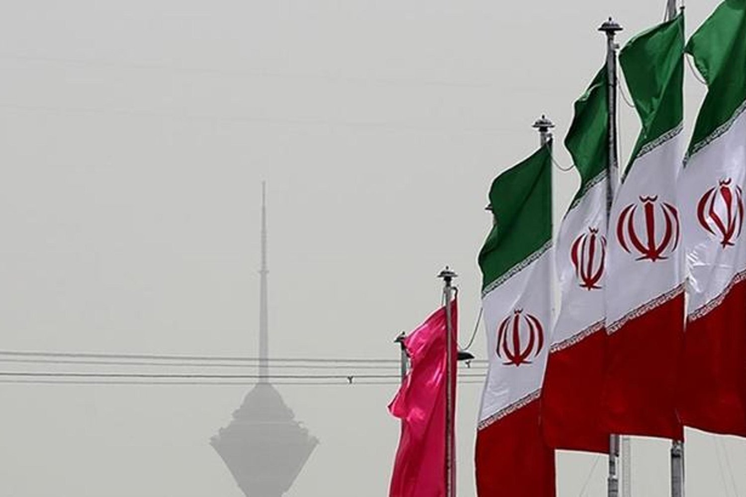 İran'da Din Adamlarından Nükleer Fetva Gözden Geçirme Çağrısı