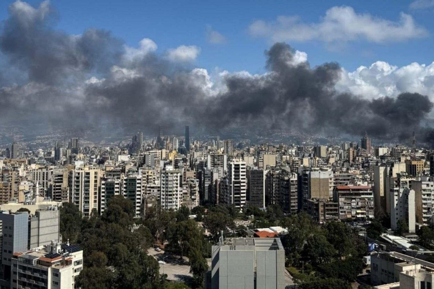 İran Güvenlik Yetkilisi İsrail'in Lübnan Saldırısını Ateşkes İhlali Olarak Görüyor