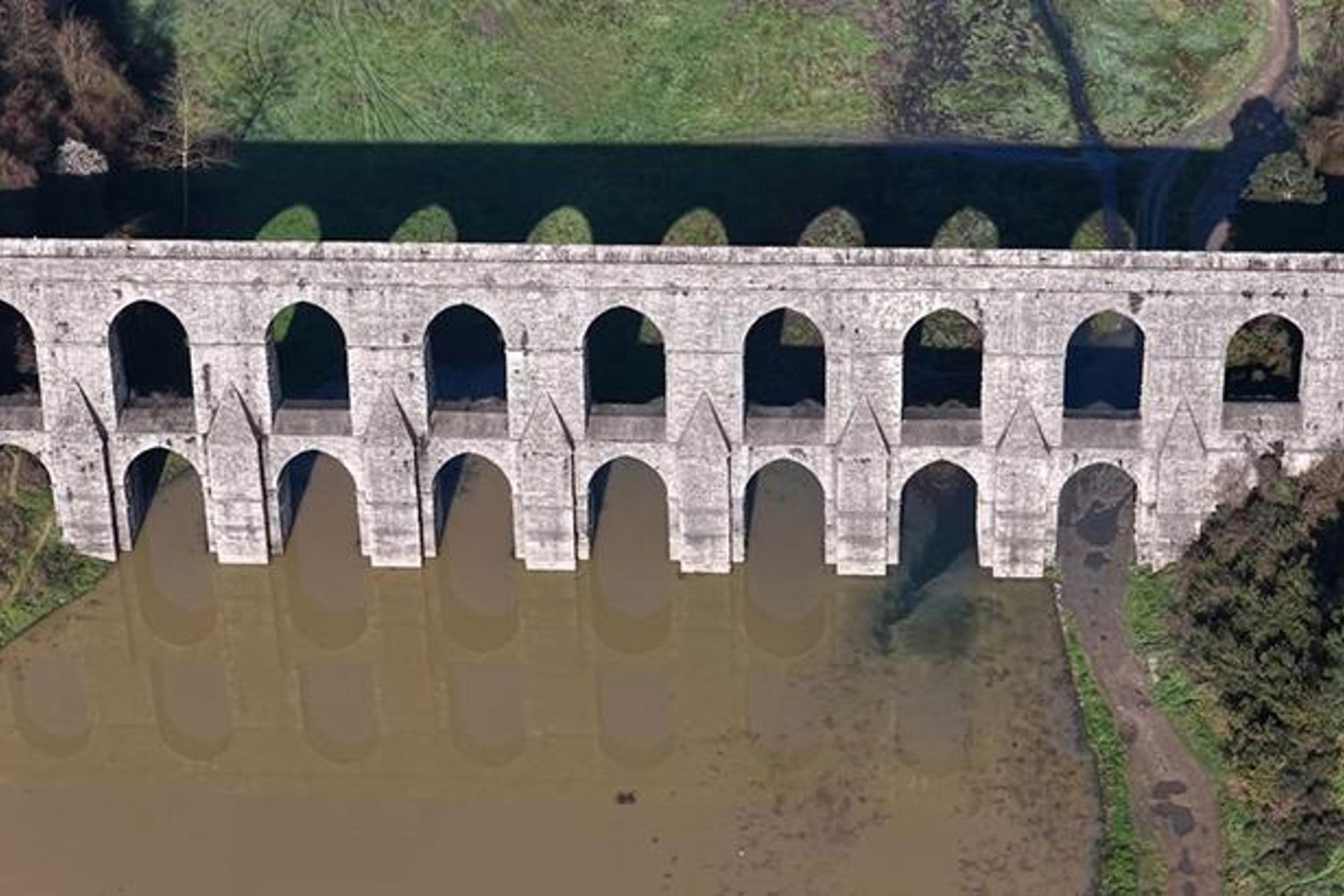 İstanbul'da Yağışlar Barajları Canlandırdı: Doluluk Oranları Yüzde 65'i Aştı