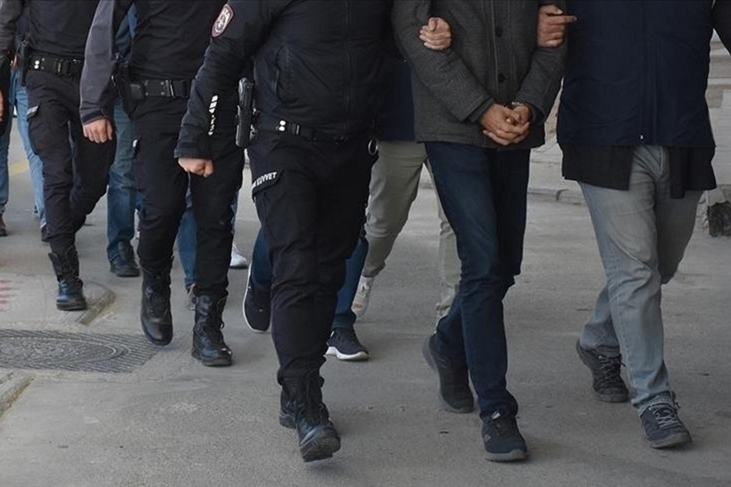 İstanbul'da Rüşvet Operasyonu: 11 Gözaltı