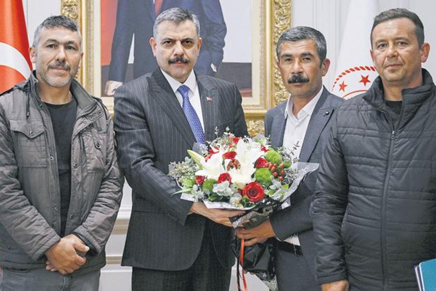Maden İşçilerinin Eylemi İçişleri Bakanlığı Toplantısıyla Son Buldu: Maaşlar Yatırıldı!