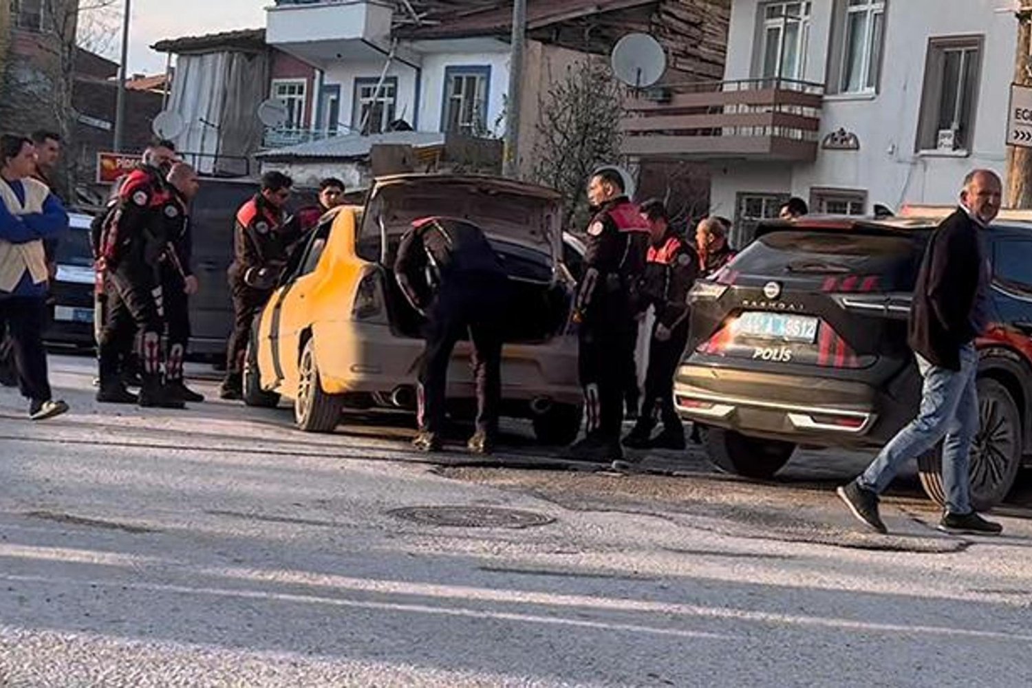 Malatya'da Bıçaklı Kavga: 2 Yaralı, Şüpheliler Yakalandı