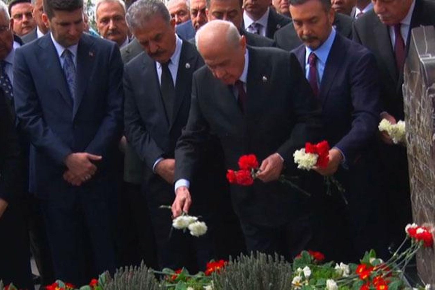 Alparslan Türkeş'in Vefatının 29. Yılında Anılmaya Devam Ediyor