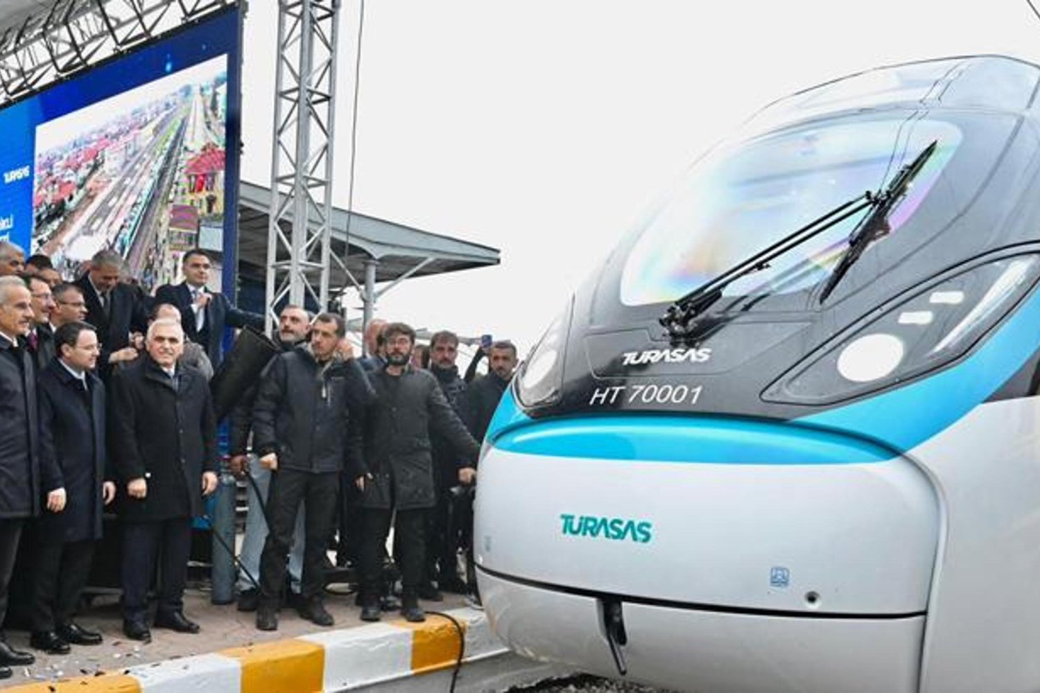 Yerli Elektrikli Hızlı Tren Testlerinde Büyük Başarı!