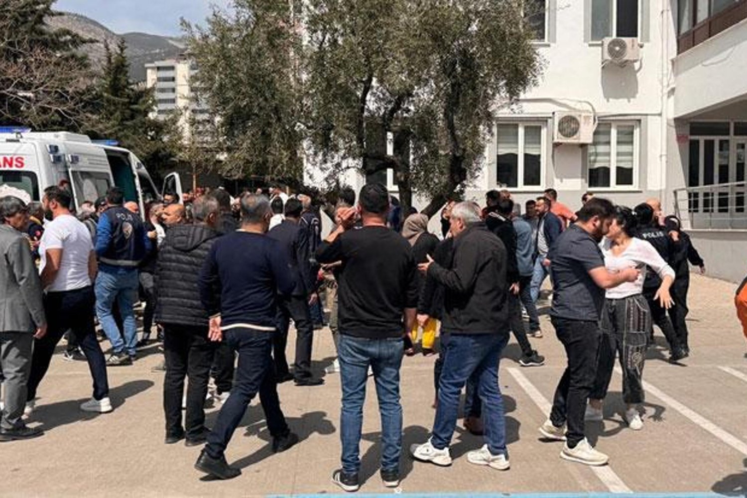 Dijital Şiddet ve Oyunlar: Çocuklarımızı Nasıl Koruyabiliriz?