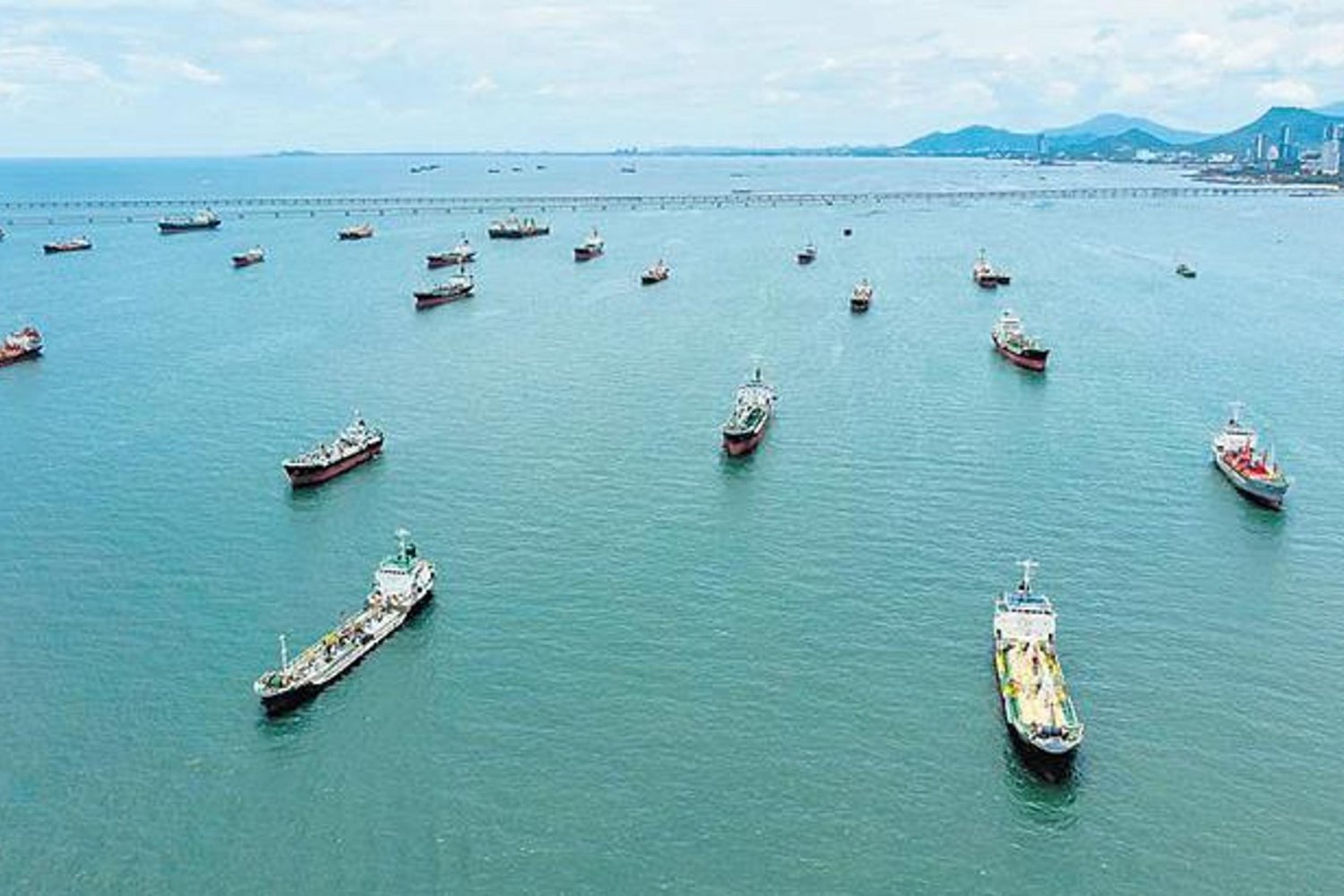 Trump'tan NATO Çekilme İhtimali: ABD Güvenlik Politikalarını Yeniden Düşünüyor