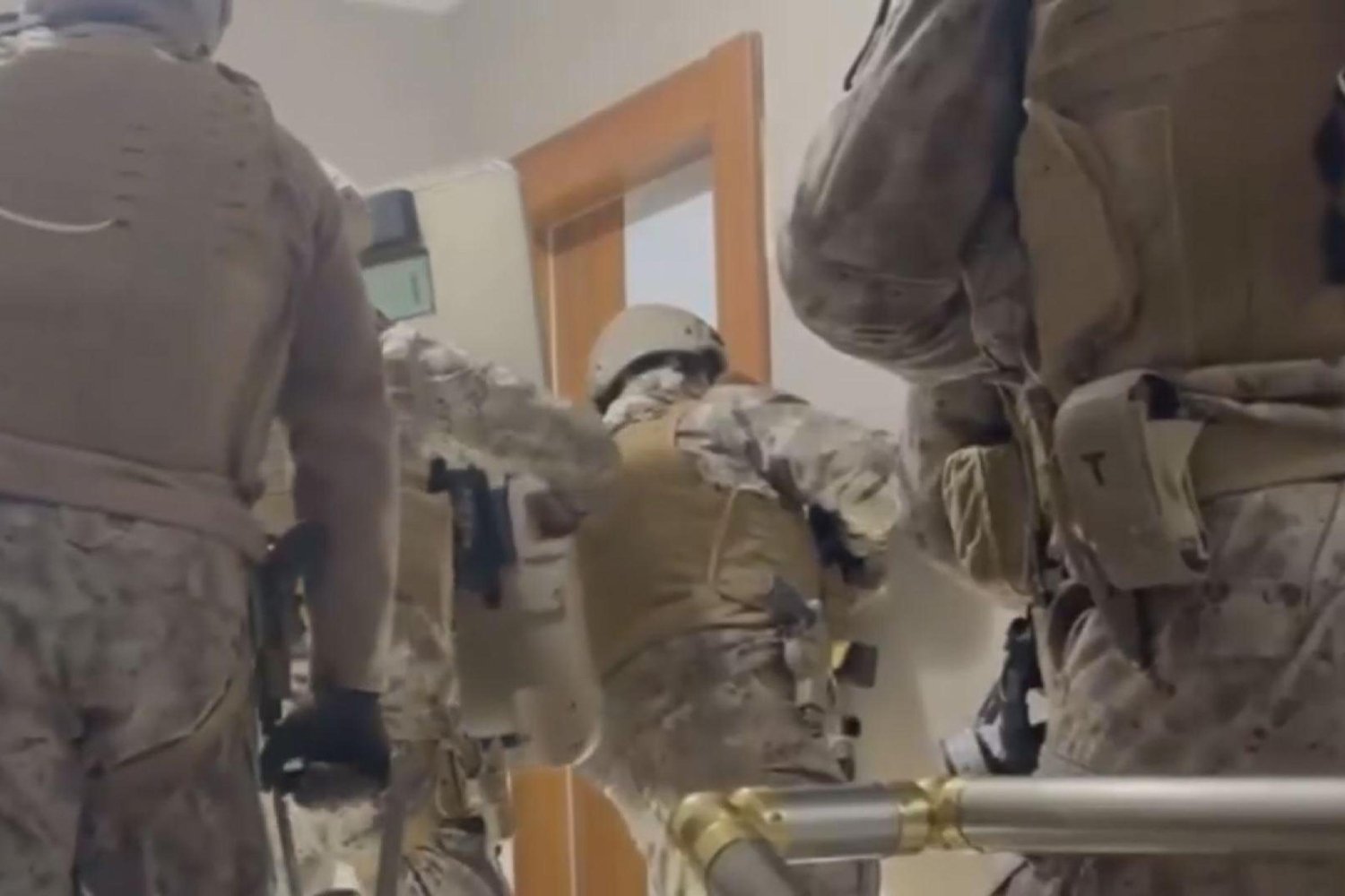 İstanbul'da Silahlı Suç Örgütü Operasyonu: 18 Gözaltı