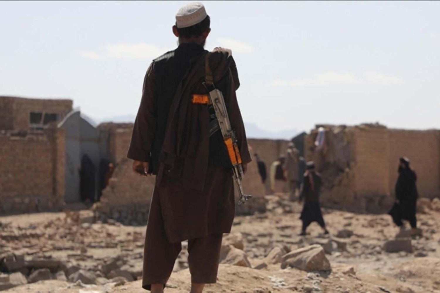 Pakistan ve Afganistan Çin'de Kalıcı Ateşkese Yaklaşıyor: Görüşmeler Yeniden Başladı