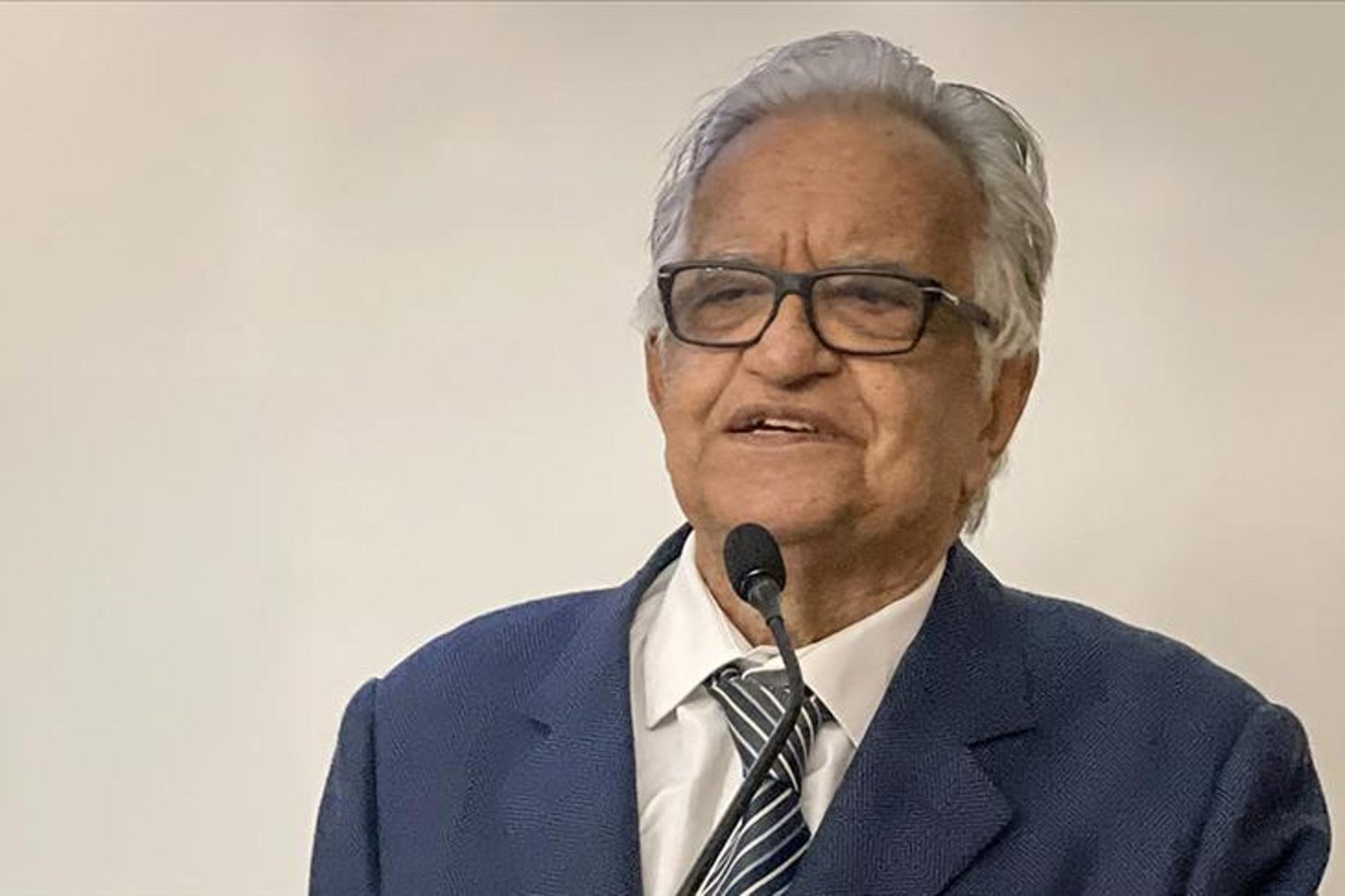 Prof. Dr. Hasan Hüsrev Hatemi Vefat Etti: Edebi ve Tıbbi Mirası Anılacak