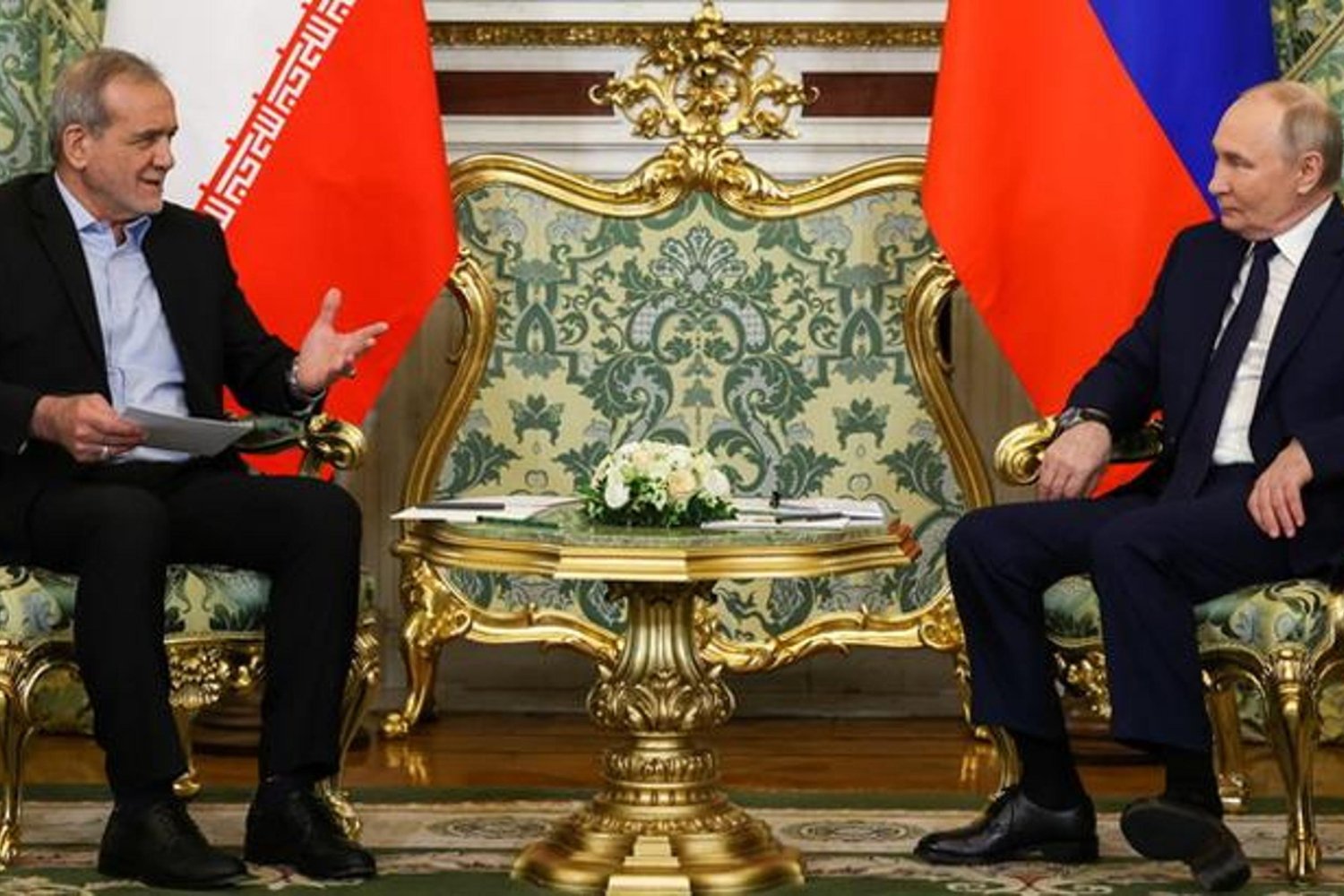 Kremlin’den Orta Doğu Barış Girişimleri: Putin ve İran Lideri Pezeşkiyan Görüşmesi