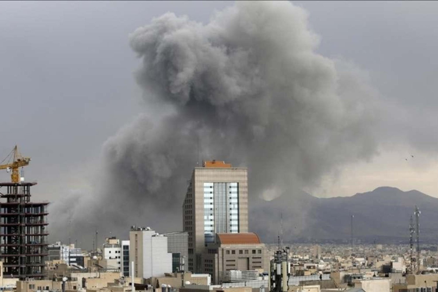 İran Hükümet Sözcüsü'nden Nükleer Anlaşma ve Bölgesel Kaybedeğerler Açıklaması