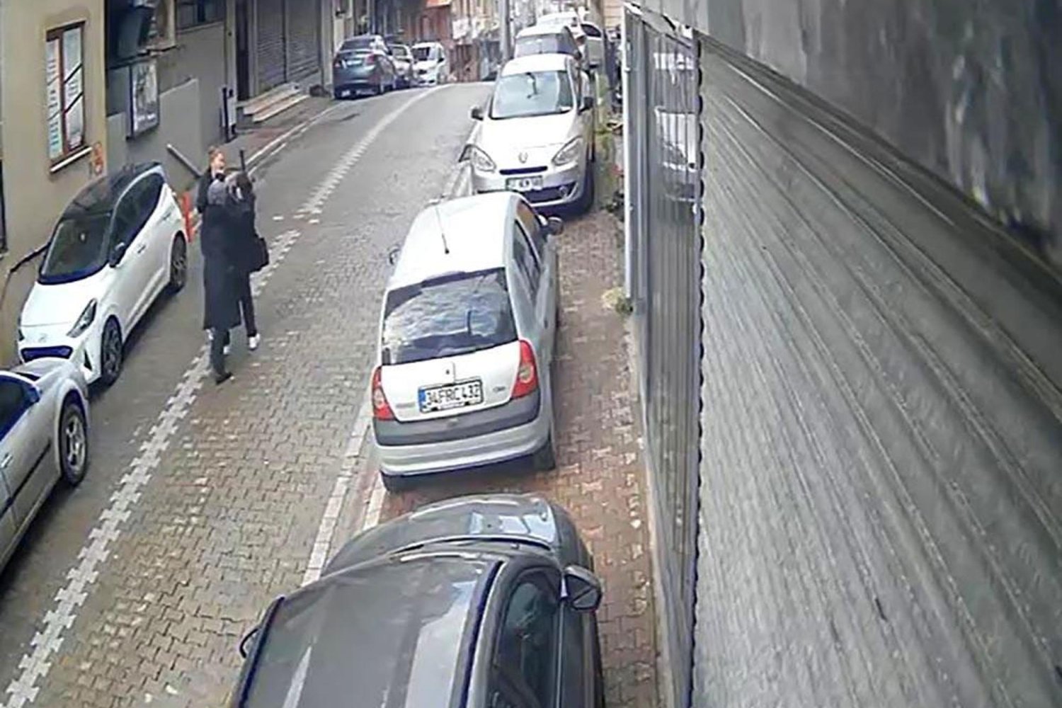 İstanbul Esenyurt'ta Kadınlar Sosyal Meydanda Şok Edici Darp Olayı