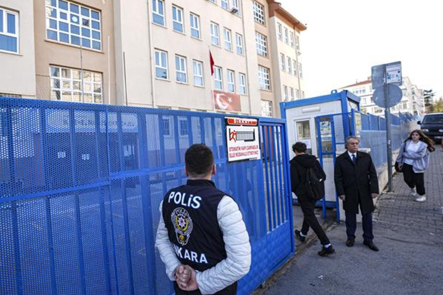 Okul Güvenliği Artıyor: Bakanlar Çiftçi ve Tekin Ortak Toplantıda Önlemleri Değerlendirdi
