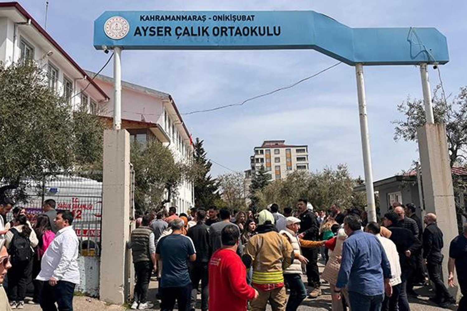 Kahramanmaraş'ta Okul Saldırısı Şok Edici Anlar ve Velinin Mucizevi Müdahalesi