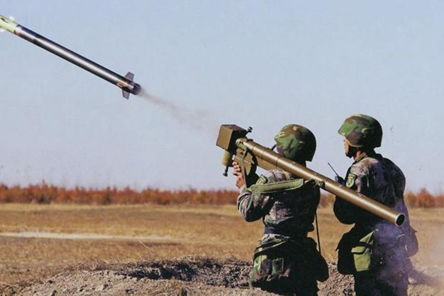 Çin İran'a Yeni Hava Savunma Sistemleri Gönderiyor! Washington Diken Dingi Değil