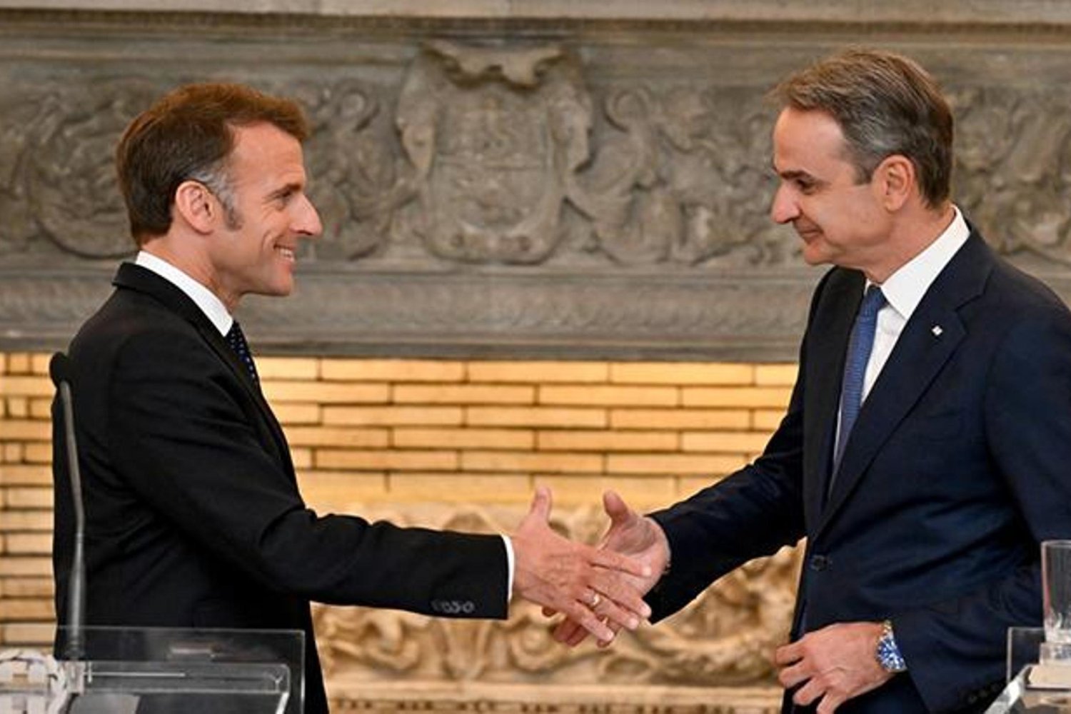 Fransa-Yunanistan İşbirliği Güçleniyor: Macron ve Miçotakis Tavyüzünü Güncel Anlaşmalarla Derinleştiriyor