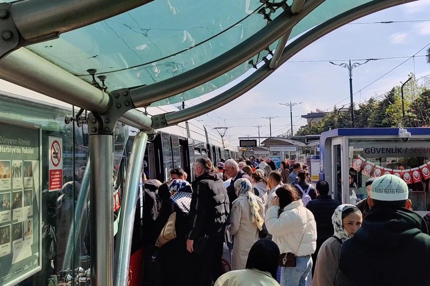 Kabataş-Bağcılar T1 Tramvay Hattında Teknik Arıza Nedenli Sefer Aksaması