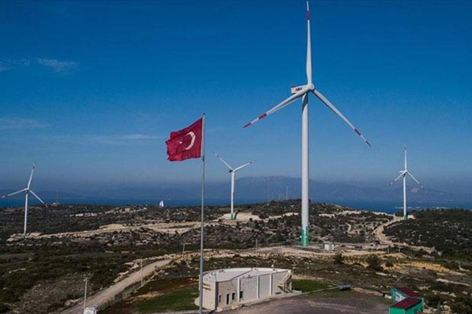 Enerji ve Tabii Kaynaklarda Rekor: Yenilenebilir Enerji Hedefleri Aşıldı