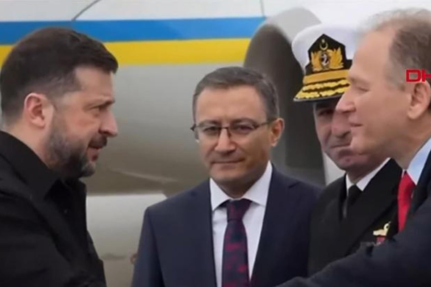Ukrayna Başbakanı Zelenskiy İstanbul’da Gözaltında