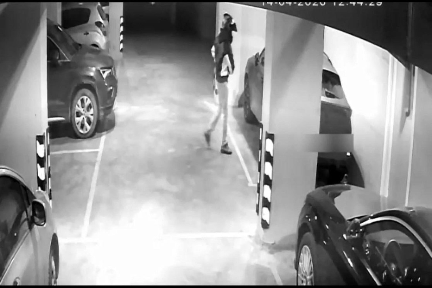 Ümraniye'de Otomobilden 2kg Altın ve 60 Bin Euro Hırsızlığı: 4 Tutuklama