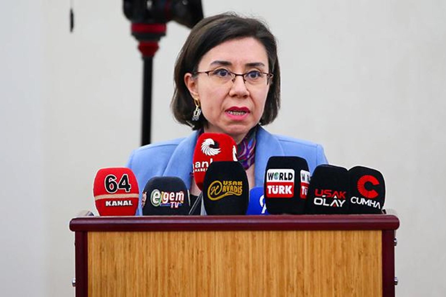 Uşak Belediye Meclisinde Başkan Vekilliği Seçimi Şaşırttı! Özkan Çoğunluğu Sağladı