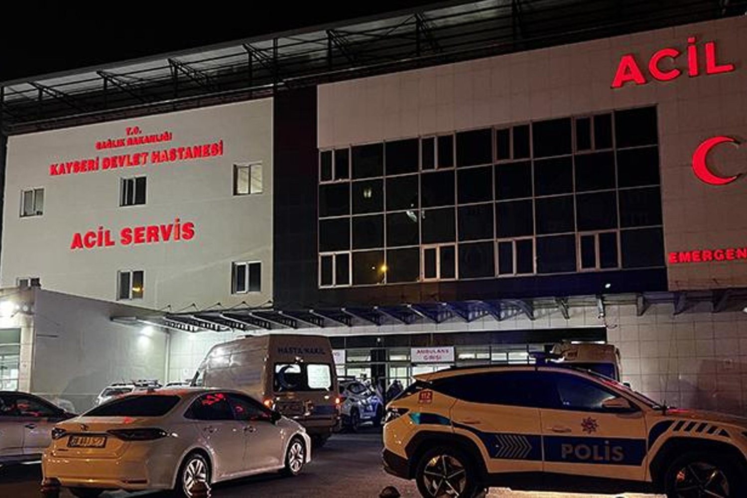 Kayseri’de Silahlı ve Sopalı Kavga: Yaralananlar Hastaneye Kaldırıldı