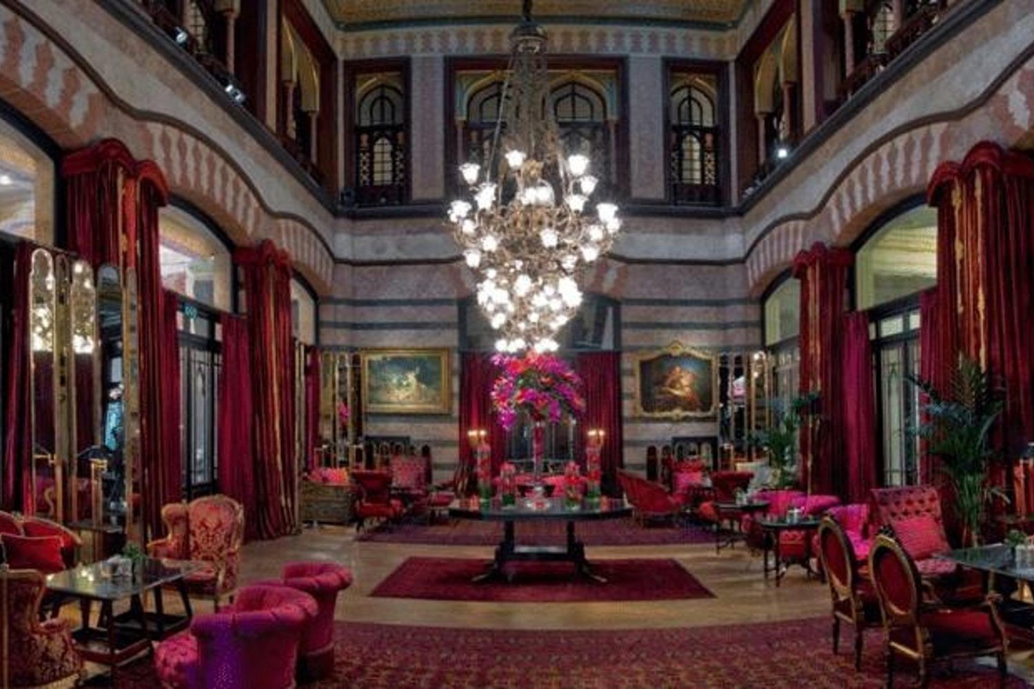 Vakfa Ait Eserler Vakıflar Genel Müdürlüğü'ne Devredildi: Türkiye'de Aynı Uygulama Süresi