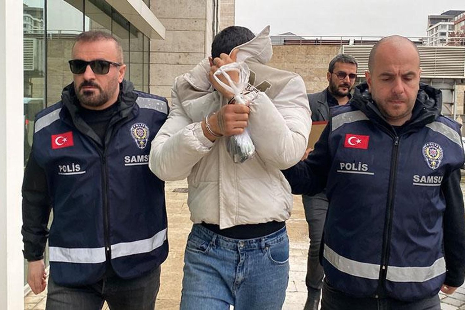 Yenimahalle’de Takip ve Cinsel Saldırı Şüphelisi Yakalandı