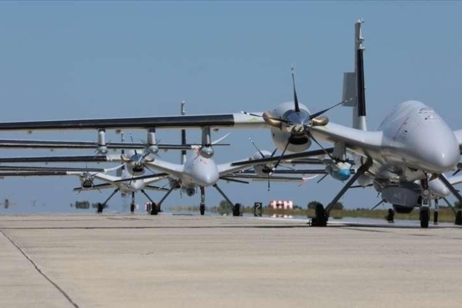 Türk Savunma Sanayisi Avrupa'nın Kalbinde Baykar ile Stratejik Hamleler Yapıyor