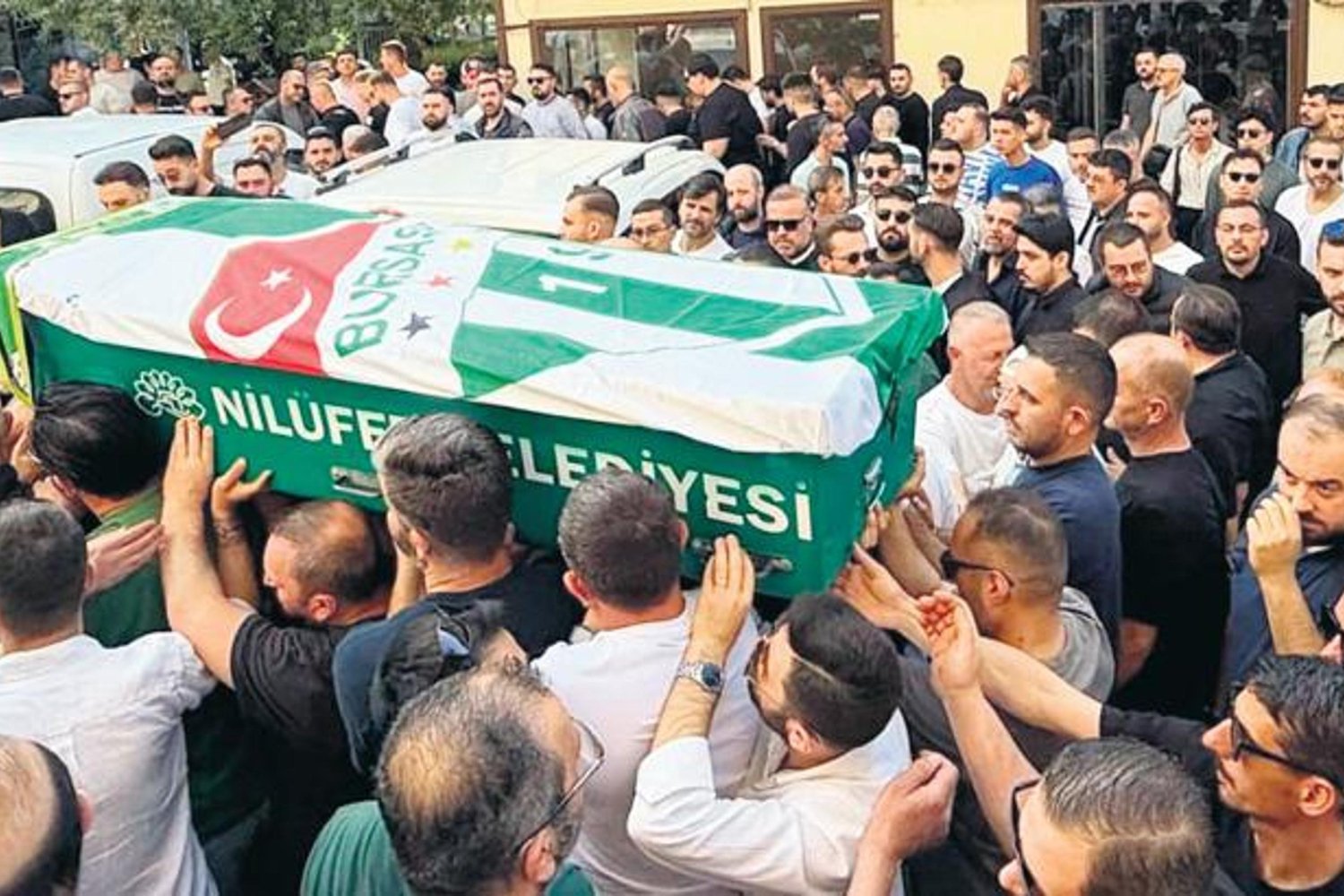 Kaza ve Trajik Ölüm Haberleri: Alkollü Sürücü Kurye, Senegalli Usta ve Taksicilerin Trajik Sonu