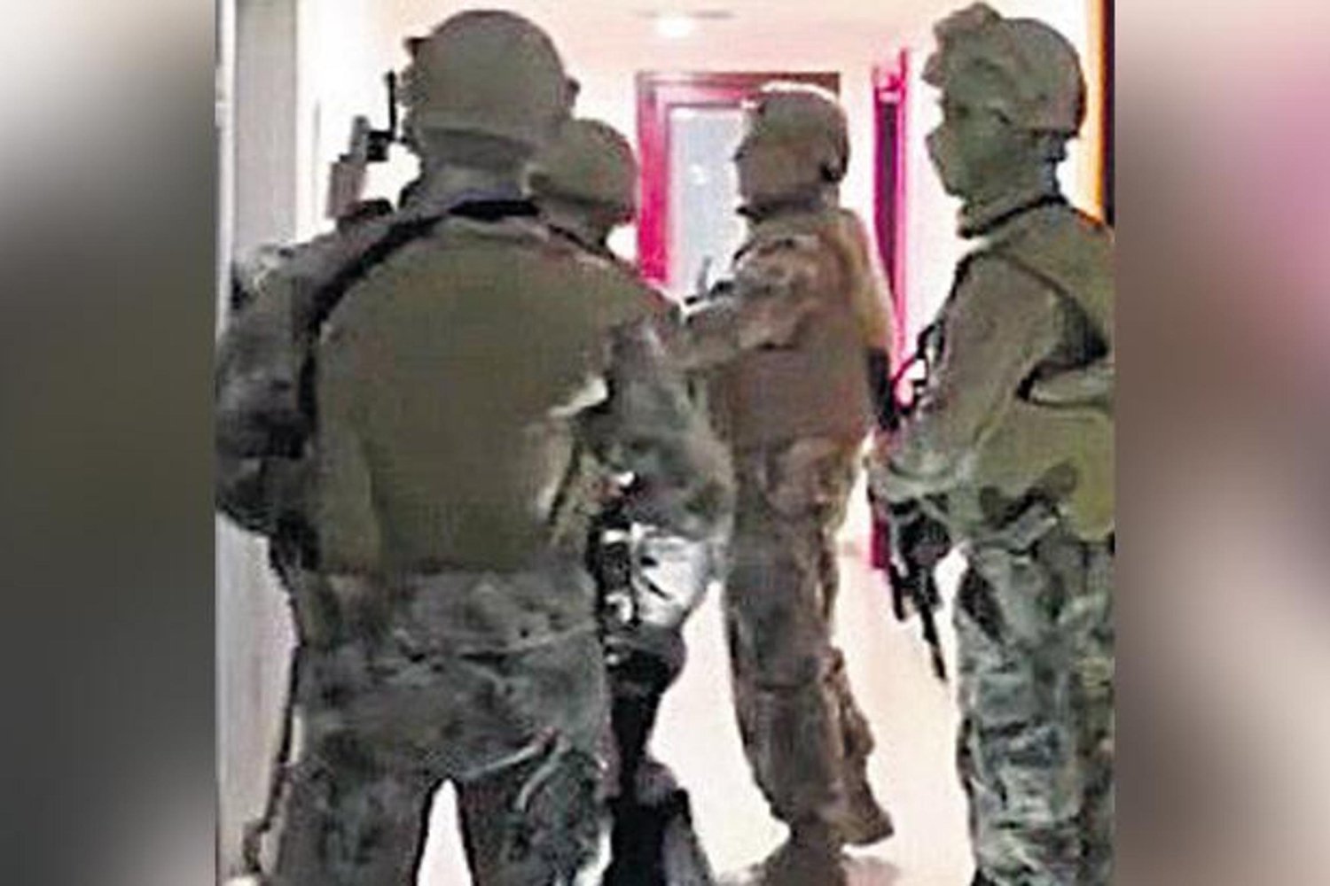 Uyuşturucu Çetesi Operasyonu: 80 Saldırı ve Uzman Silah Ele Geçti