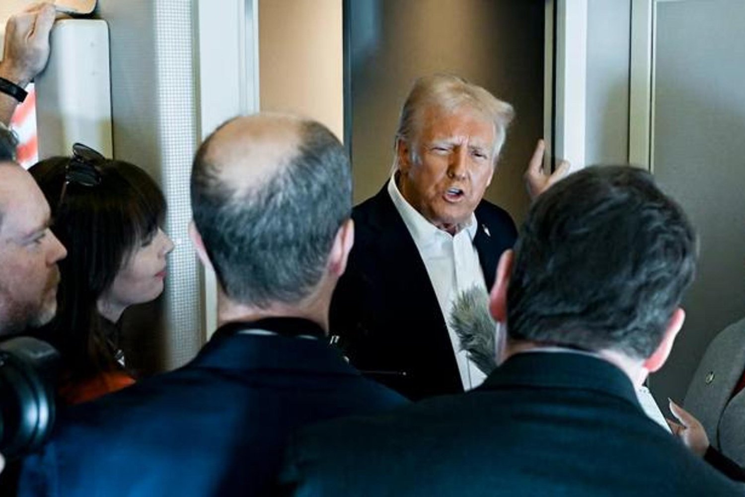 ABD Başkanı Trump'tan Çin ve İran Gelişmeleriyle Dünya Gündemini Sarstı