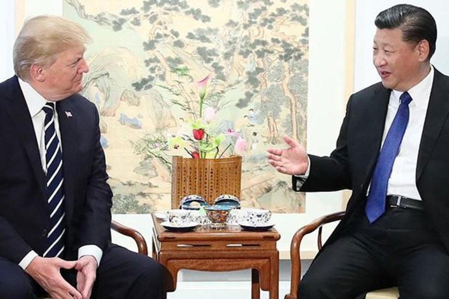 Trump'tan Çin Ziyareti Sonrası Kritik Açıklama: 'Her Şeyi İki Günde Yok Edebiliriz'