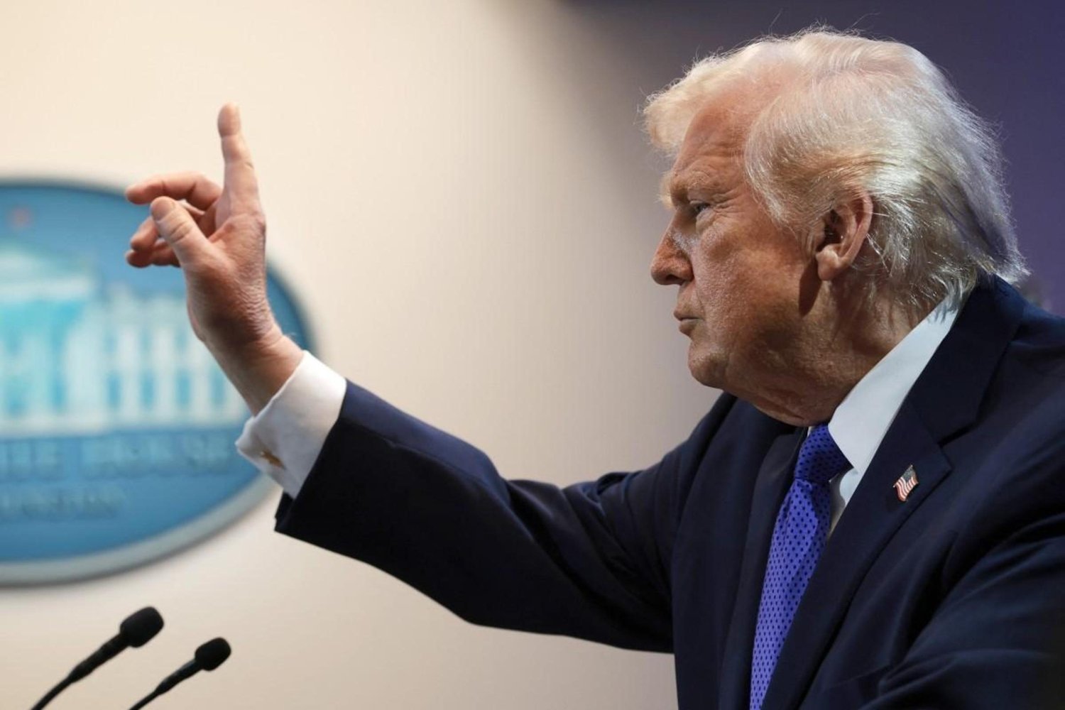Trump Küba'ya Yönelik Şaka Yollu Açıklamalarla Gündemde