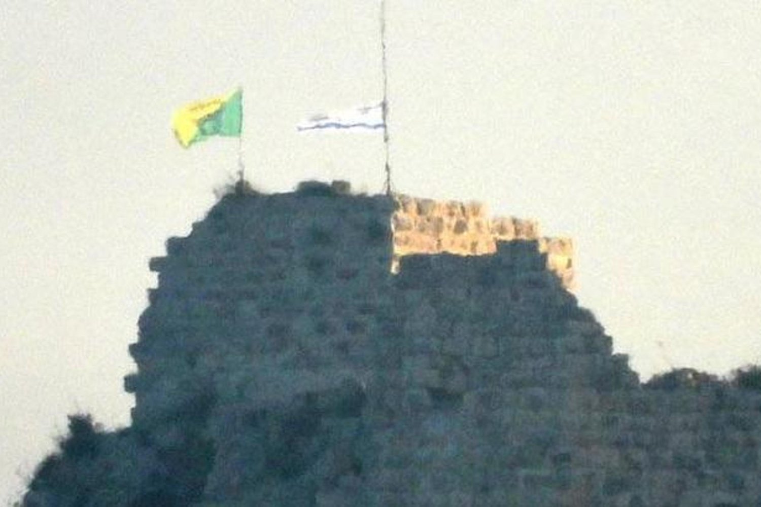 İsrail Lübnan Güneyinde Stratejik Hamlelerini Sürdürüyor