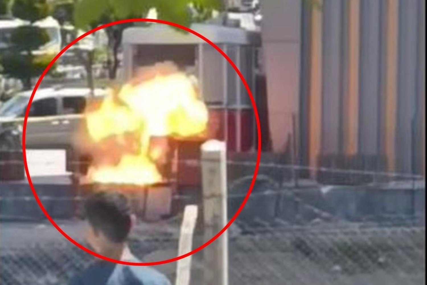 Mardin'de Unutulan Valizler Bomba İmha Uzmanları Tarafından Patlatıldı: Kıyafet Çıktı