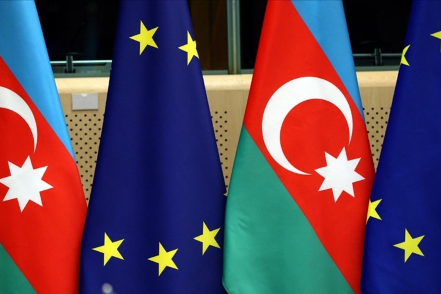 AB'den Azerbaycan'a Karşı Sert Adımlar: İşbirliği Durduruluyor