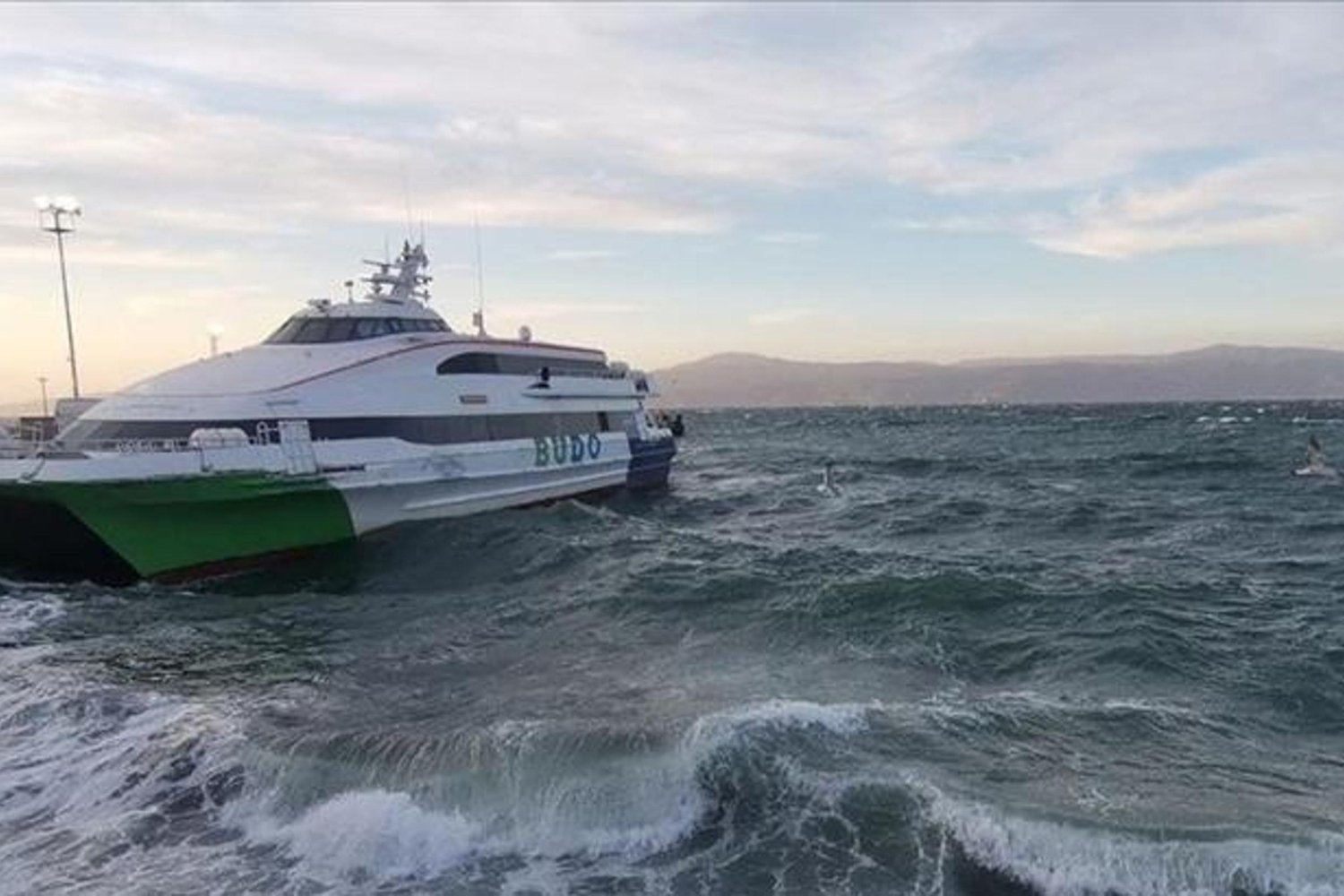 Bursa-İstanbul Seferleri İptal! Meteorolojiden Şiddetli Fırtına Uyarısı