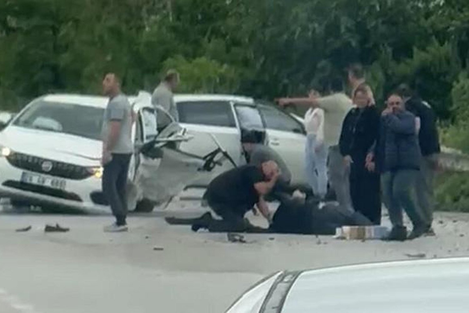 Biga'da Feci Trafik Kazası: 2 Ölü 3 Yaralı