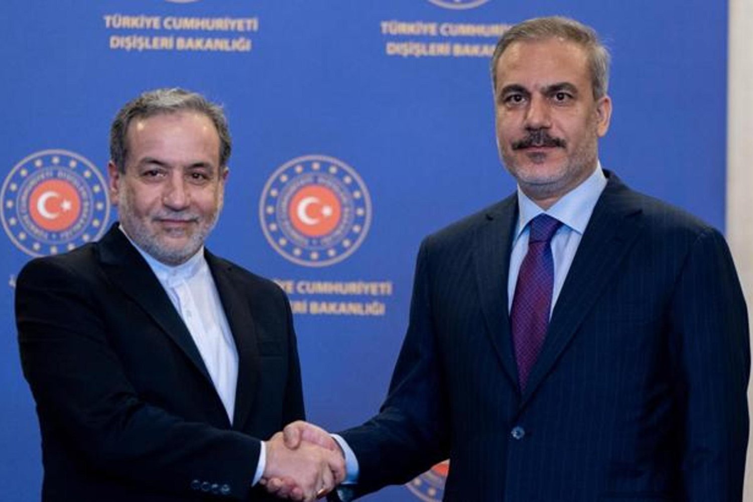 Kritik Dışişleri Görüşmesi: Fidan ve Arakçi İran ABD Müzakerelerini Konuştu